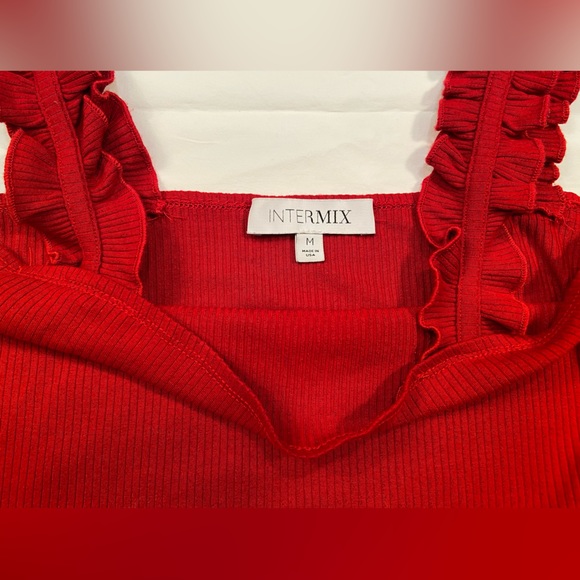 Intermix Red shirt ruffle straps, ribbed knit, size‎ medium - Picture 4 of 10